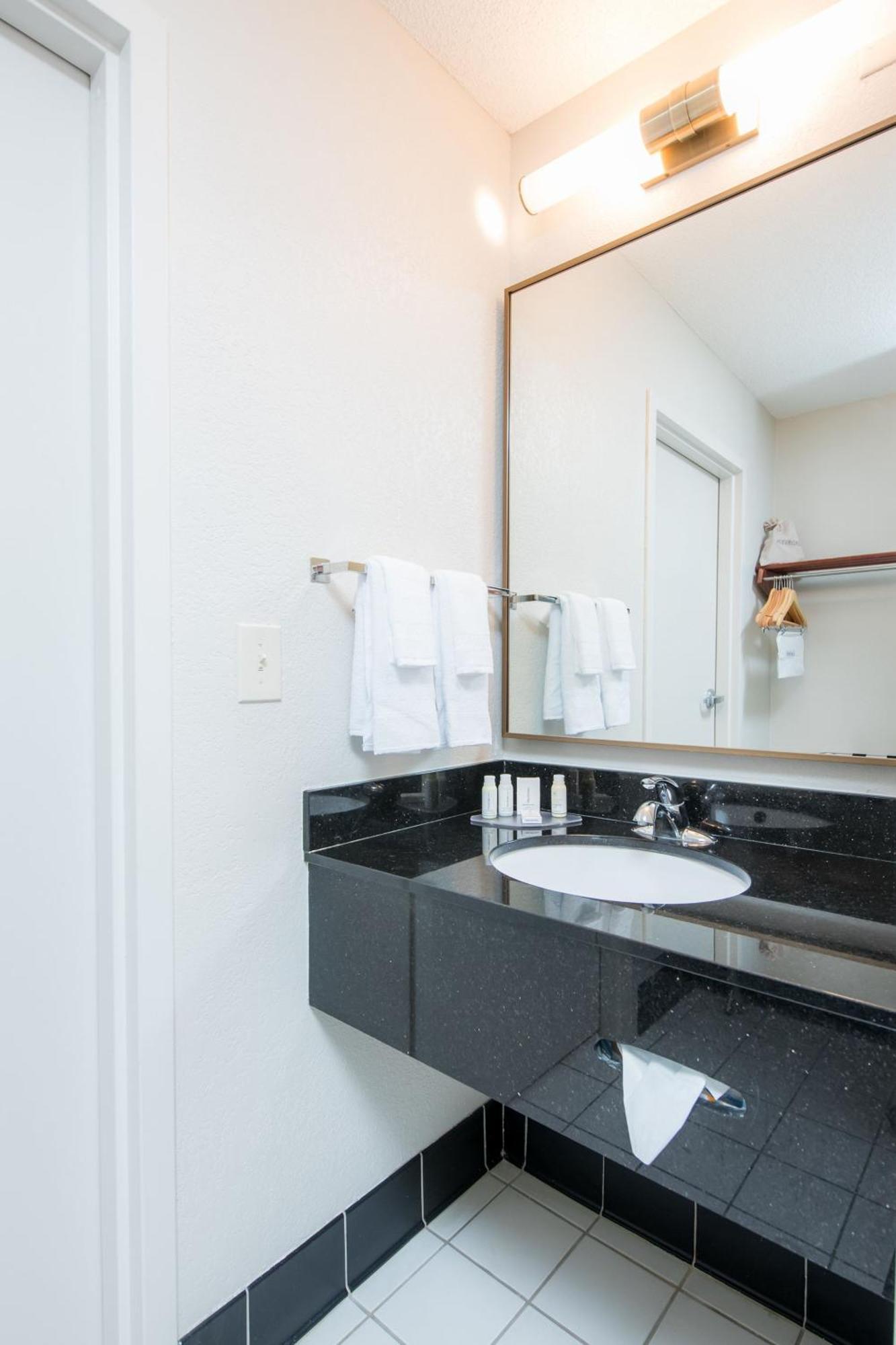 Fairfield Inn Suites Brunswick Zewnętrze zdjęcie